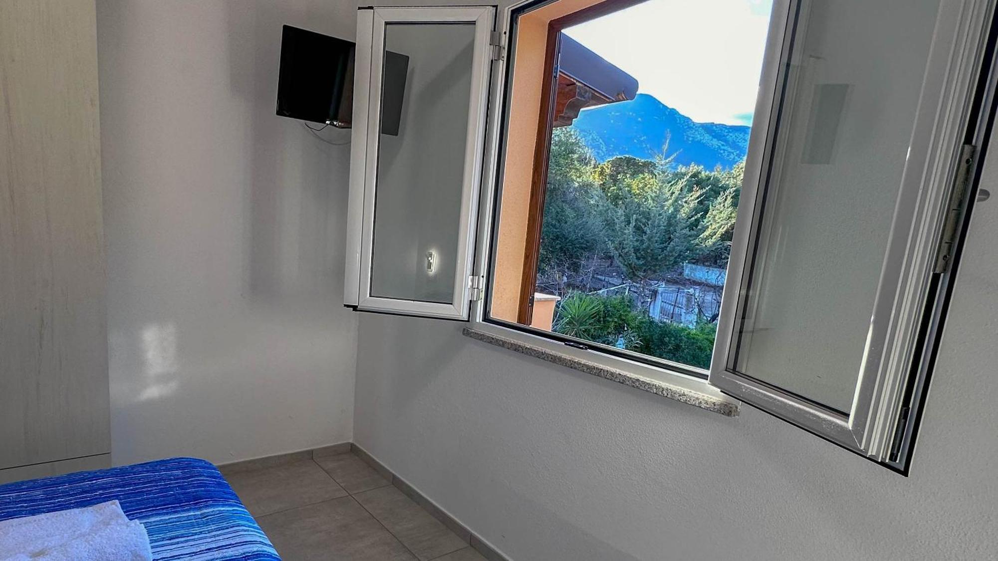 Mama House Con Vista Mare Appartement Cala Gonone Buitenkant foto